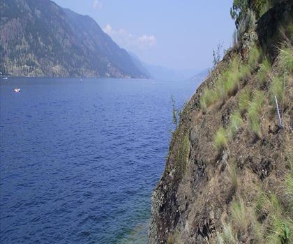 Mount Knox trail - hiking in Thompson Okanagan
