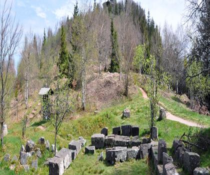 Temple du Donon trail - hiking in Bas-Rhin