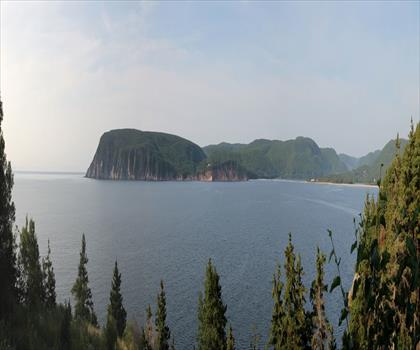 Cape Smokey Provincial Park trail - hiking in Cape Breton Island