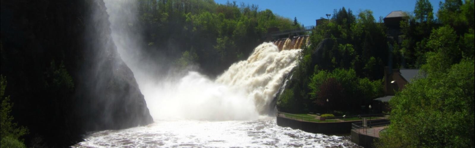 Parc Des Chutes trail - hiking in Montréal