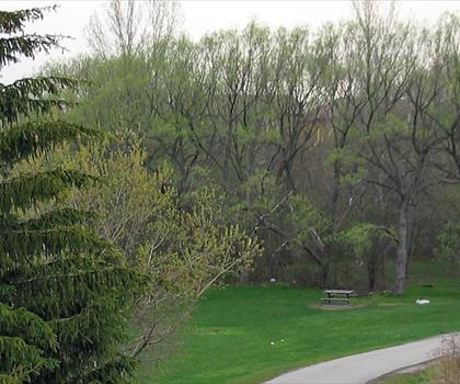 Sentier parc G Ross Lord - randonnée en Greater Toronto Area