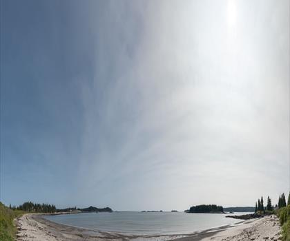 Roque Bluffs State Park trail - hiking in Down East & Acadia