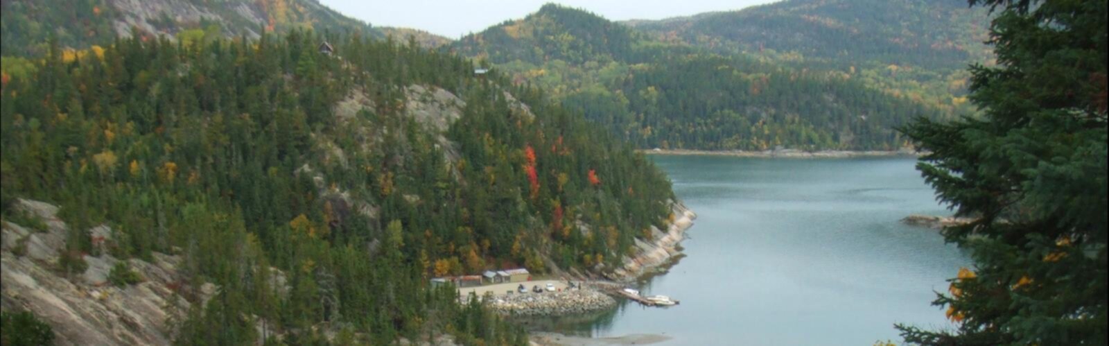 Sentier Parc Municipal De La Baie-des-rochers - randonnée en Charlevoix