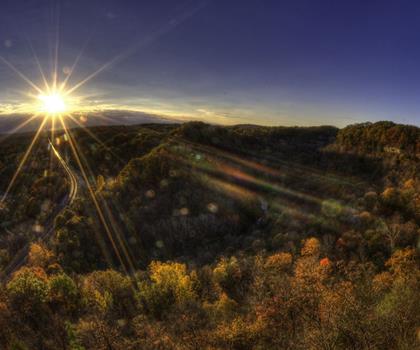 Dundas Peak trail - hiking in Hamilton, Halton and Brant