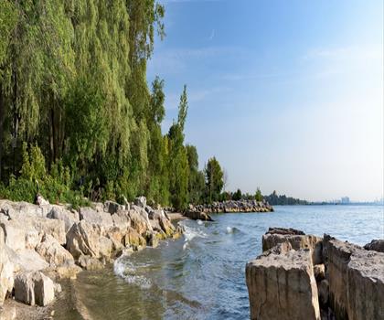 Jack Darling Memorial Park trail - hiking in Greater Toronto Area