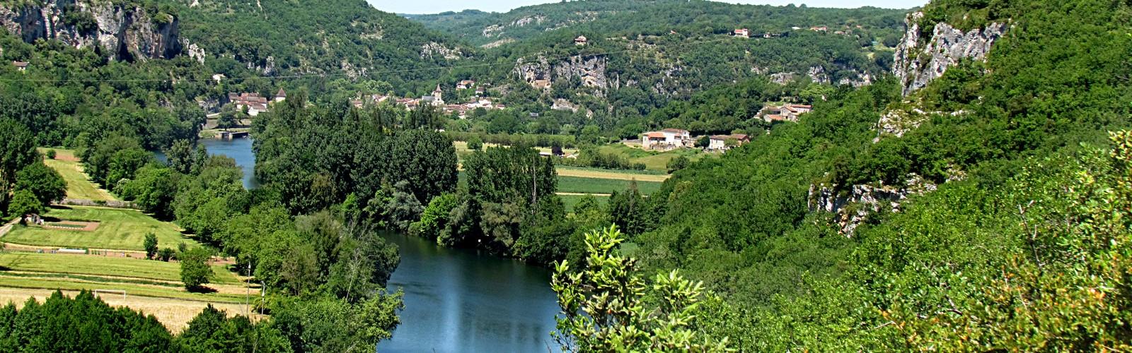 Parc naturel régional et Géoparc des Causses du Quercy trail - hiking in Aveyron
